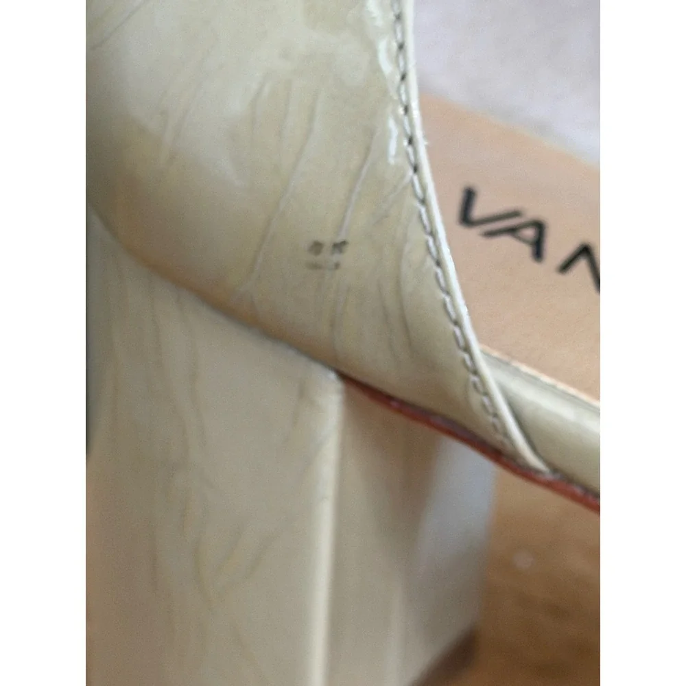 VANELi Patent Leather Block Heel Sandals Nude Taupe Minimalist‎ Size 9.5